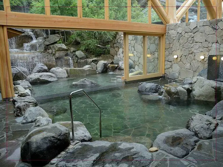 how-long-to-stay-in-onsen-recommended-soaking-time-alexrockinjapan