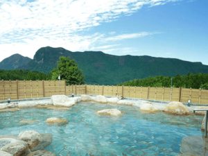 10 Beautiful Mountain Onsen in Japan For Outdoor Lovers – AlexRockinJapan