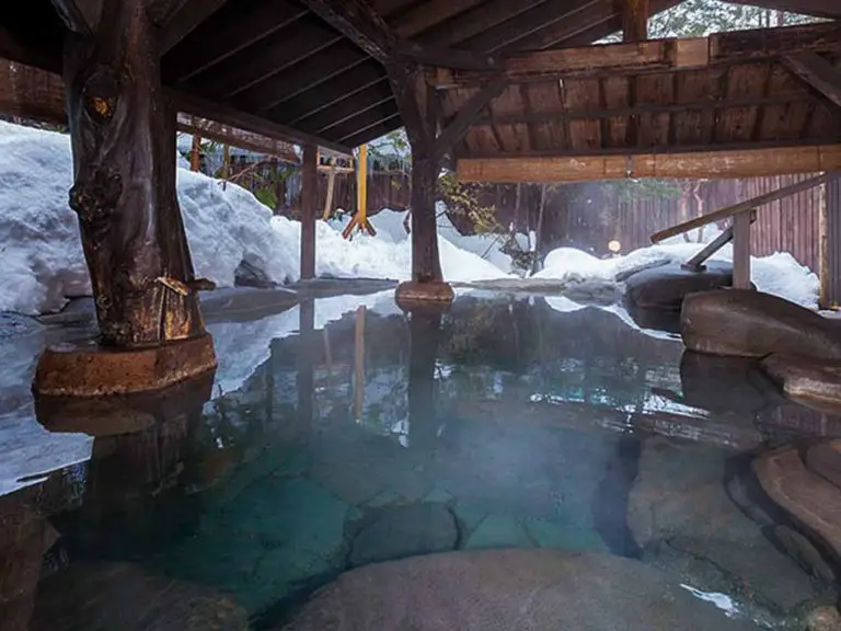 11 Beautiful Onsen Towns & Hot Spring Resorts in Hokkaido – AlexRockinJapan